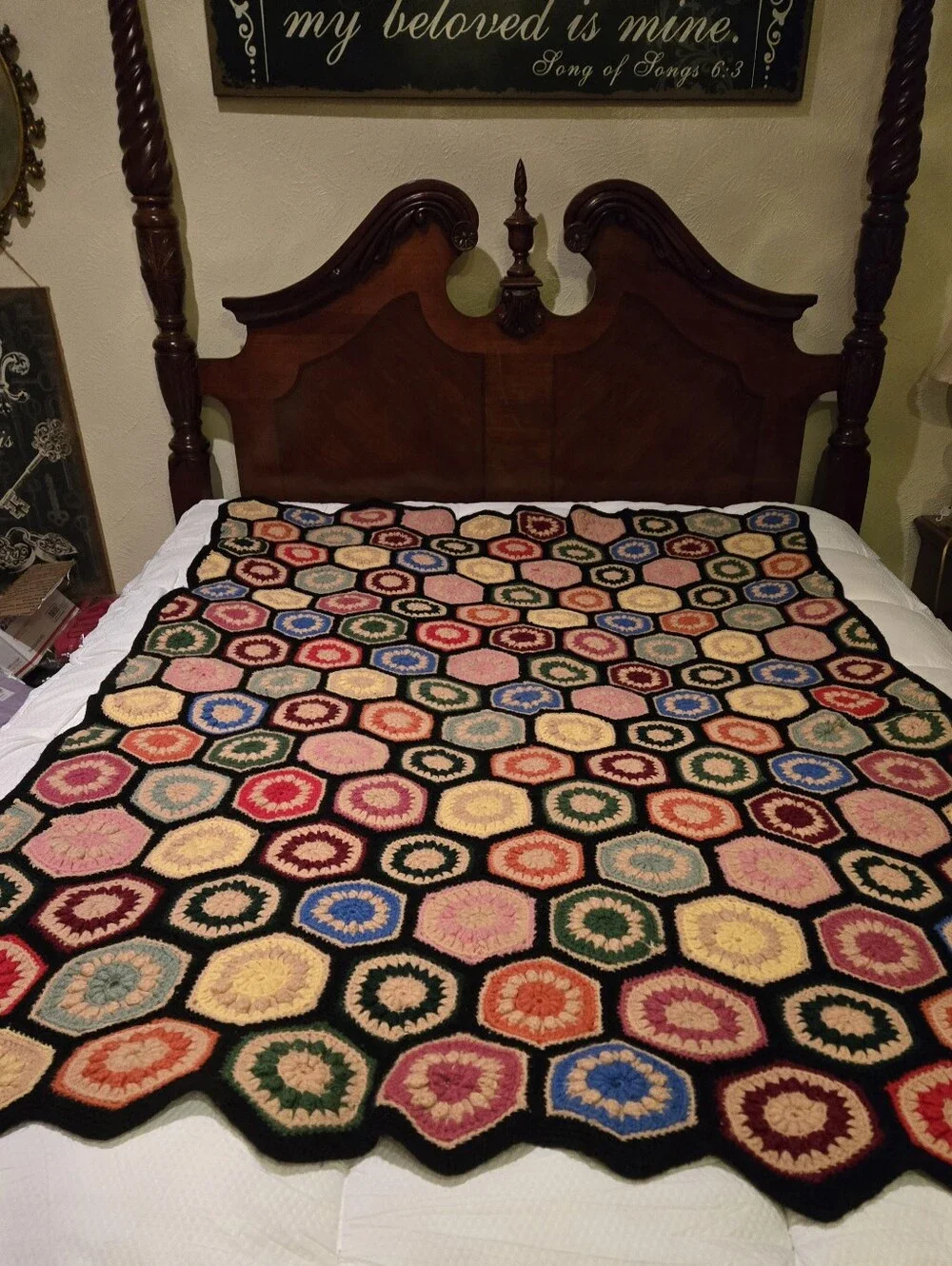 VTG Granny Square Afghan Handmade TIGHT Crochet Hexagon SZ Queen COTTAGE 71